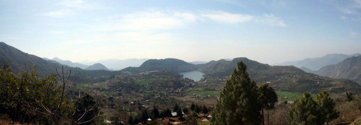 Naukuchiatal — Nine-Cornered Lake