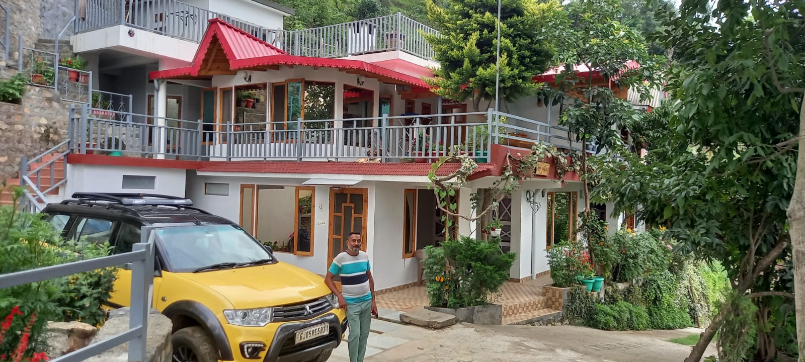 Shiva Homestay Kainchi Dham